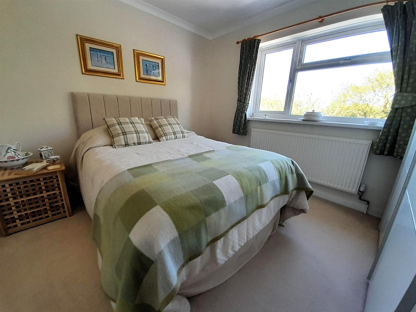 Hilltop, Llanelli, SA14 8DB